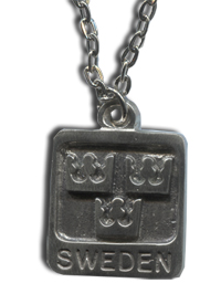 THREE CROWNS PENDANT (square)