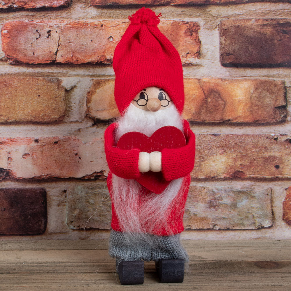 Tomte w/ Red Heart