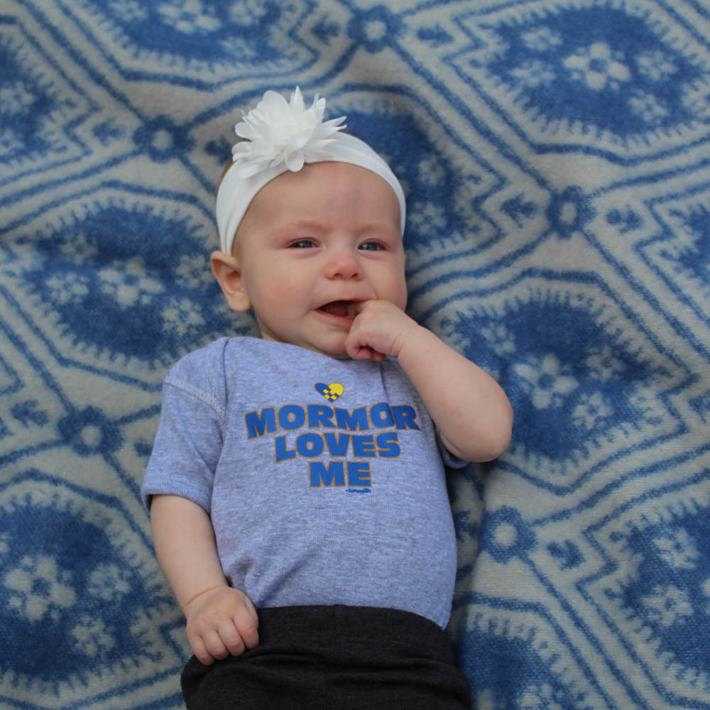 Onesie "Mormor Loves Me" Gray
