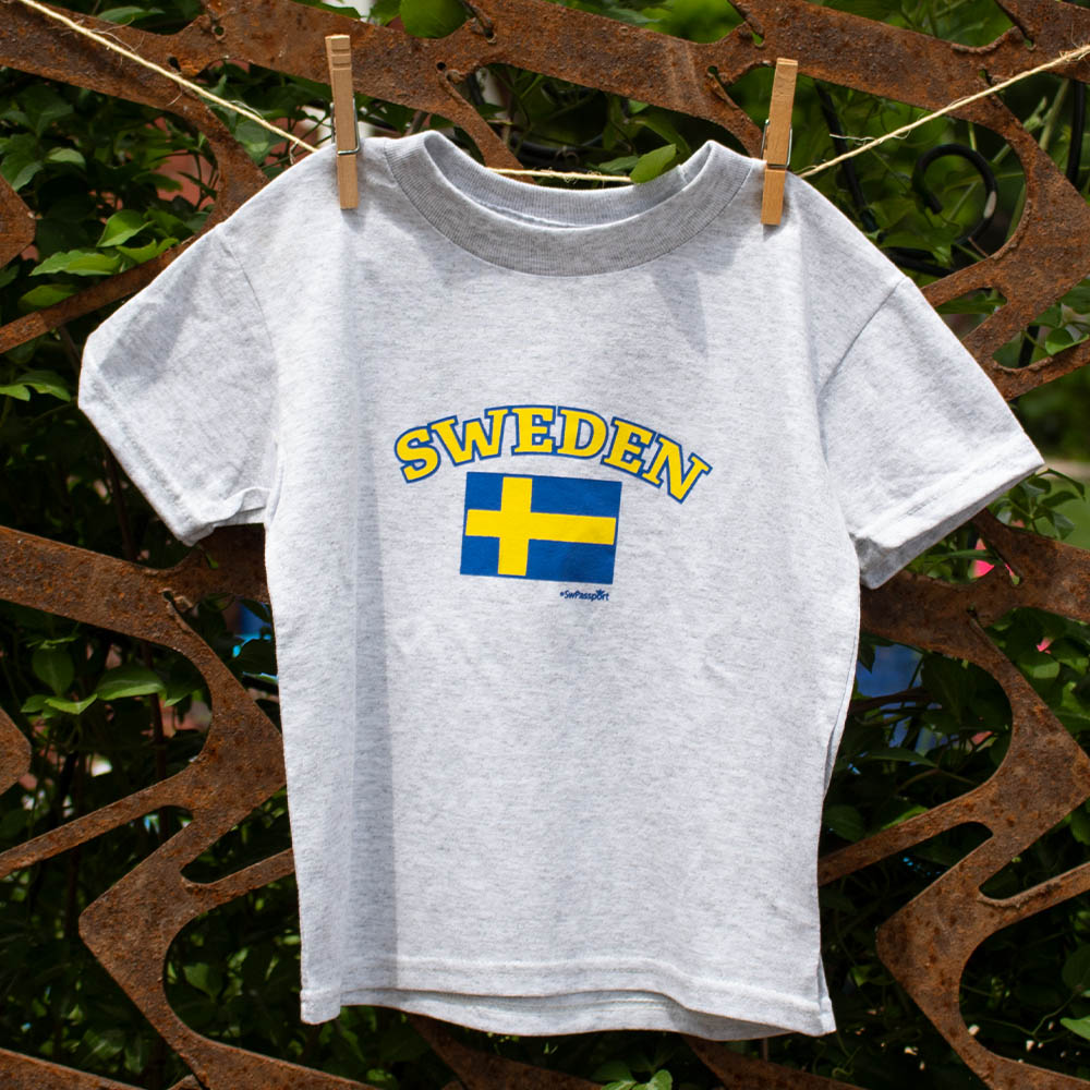 Toddler & Youth T-Shirt - Sweden & Flag