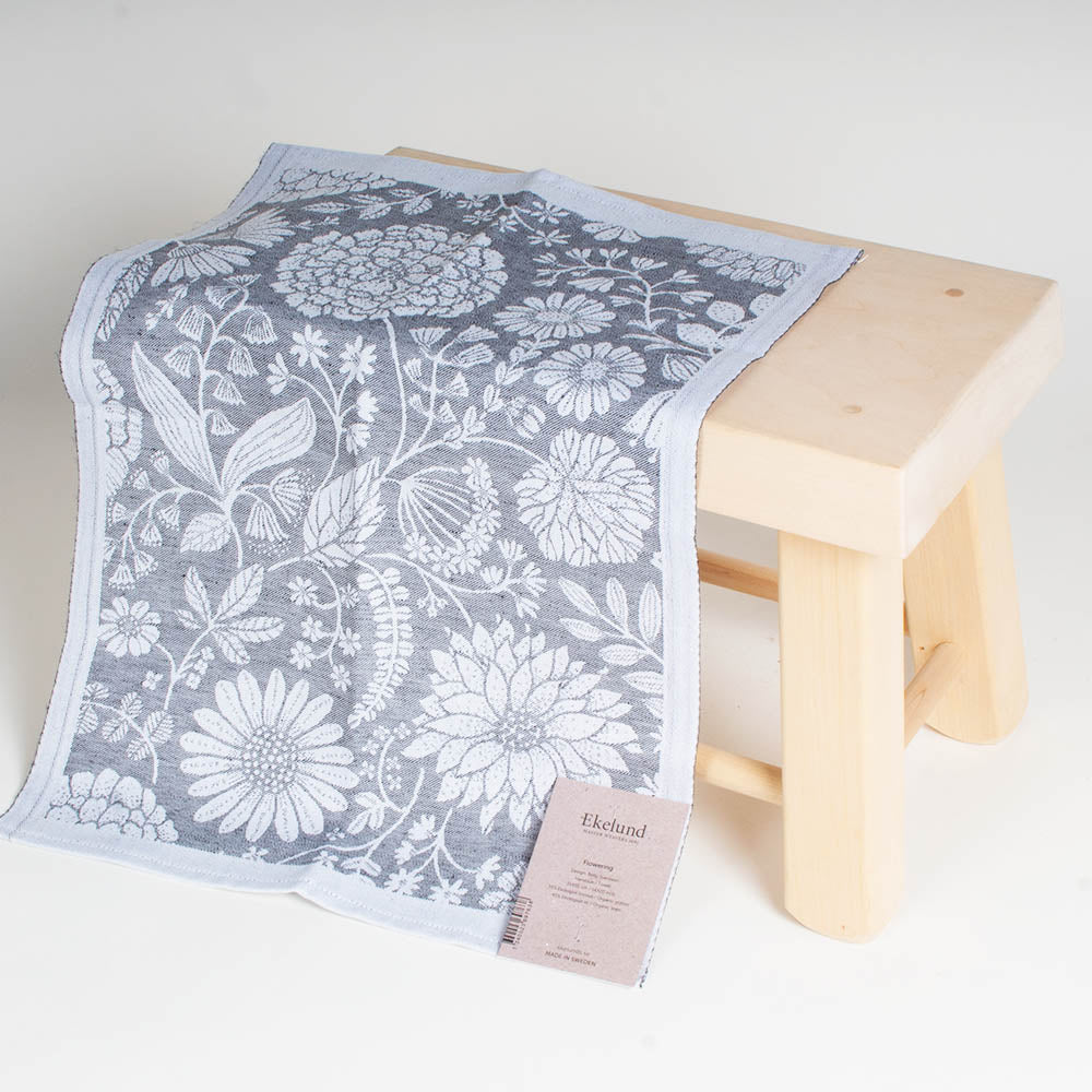 Ekelund Towel - Flowering
