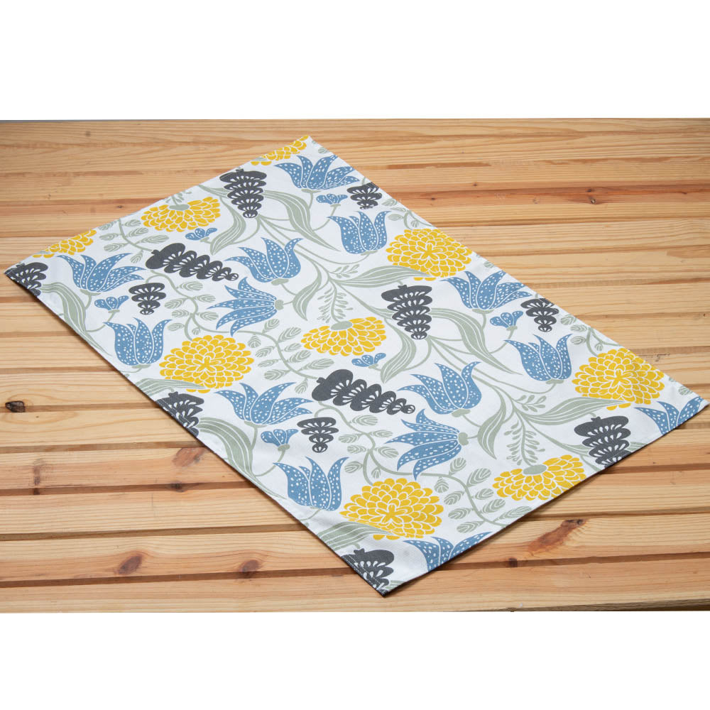 Towel - Lily