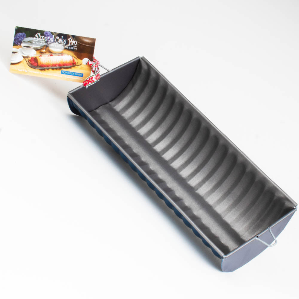 Non-Stick Scandinavian Almond Cake Pan